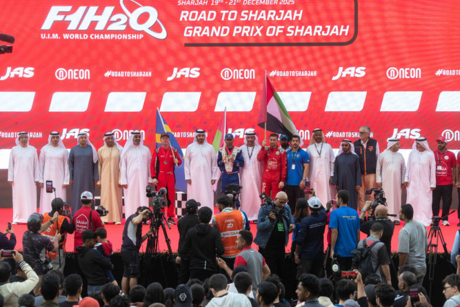 Technical issues halt Team Abu Dhabi in F1H2O finale as Torrente secures fourth world title