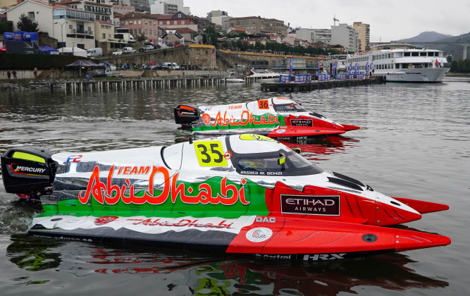RASHED SURVIVES EARLY SCARE TO STAY ON COURSE FOR WORLD CROWN IN PORTUGAL